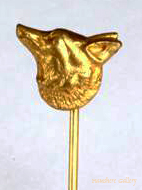 Click to see full size: Electrolytic gold Fox head pin by Bijoux Fix