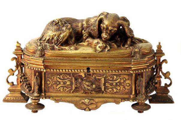 Click to see full size: Exceptional King Charles Cavalier Spaniel bronze box by Jules Moigniez (French, 1835-1894)