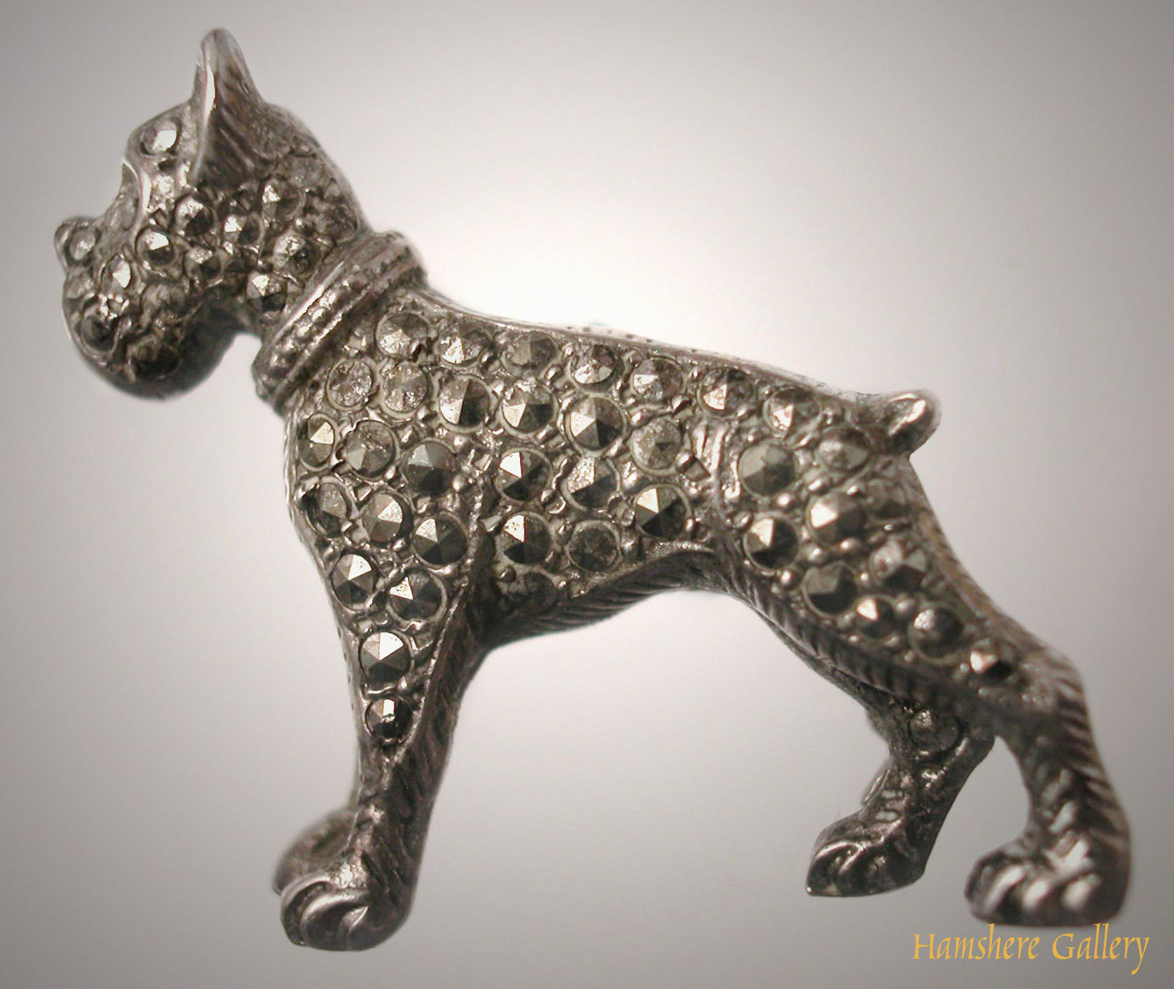 Click to see full size: Silver Schnauzer brooch