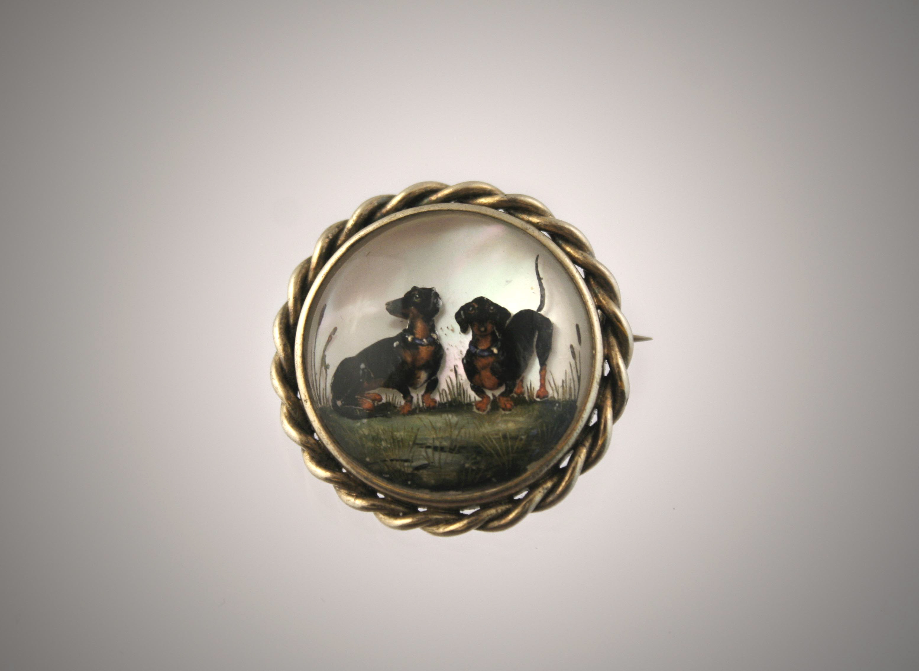 Click to see full size: daschund brooch