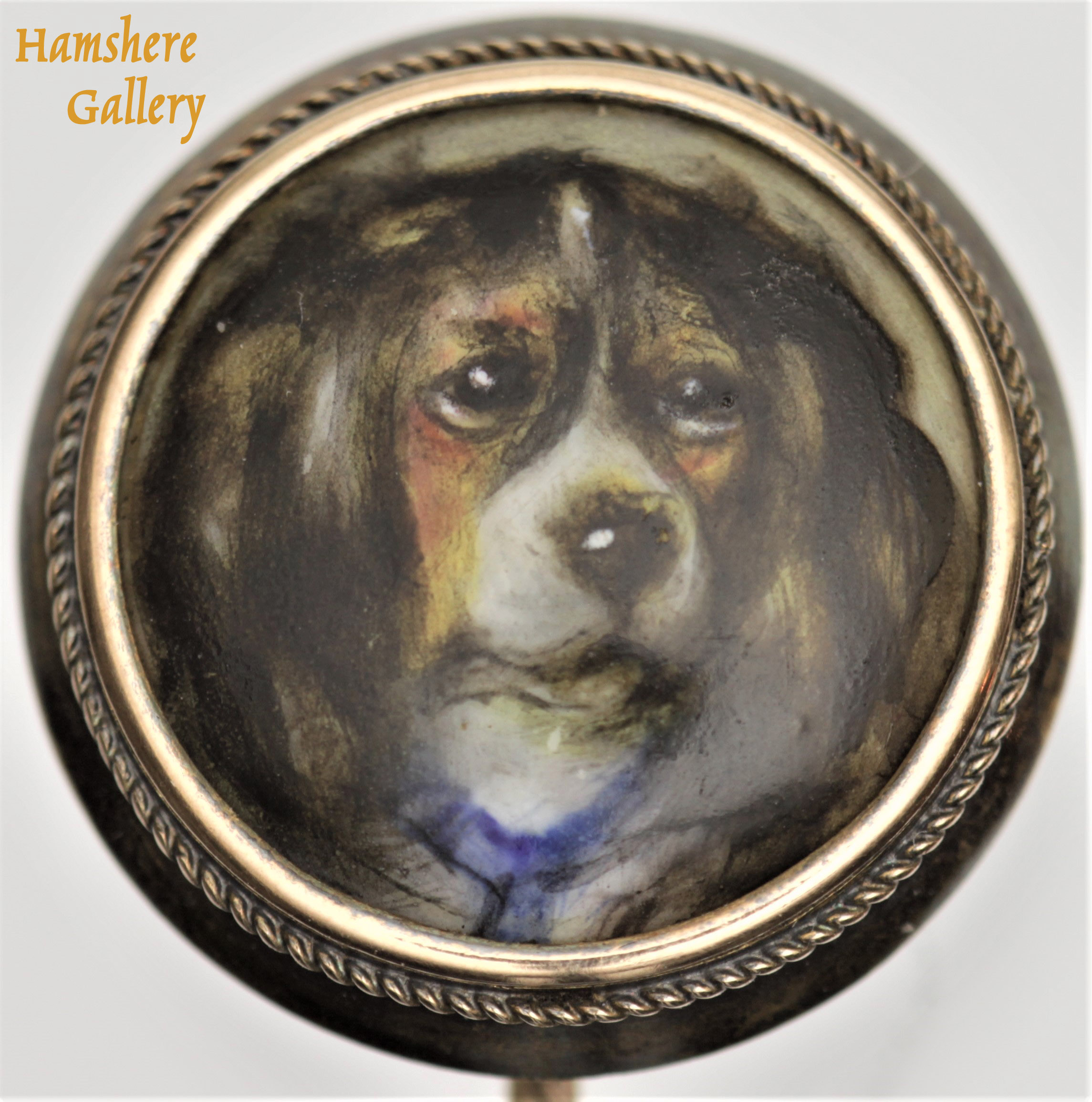 Click for larger image: Kings Charles Cavalier Tricolor Spaniel enamel gold stick pin by William Essex (English, 1784-1869) - Kings Charles Cavalier Tricolor Spaniel enamel gold stick pin by William Essex (English, 1784-1869)