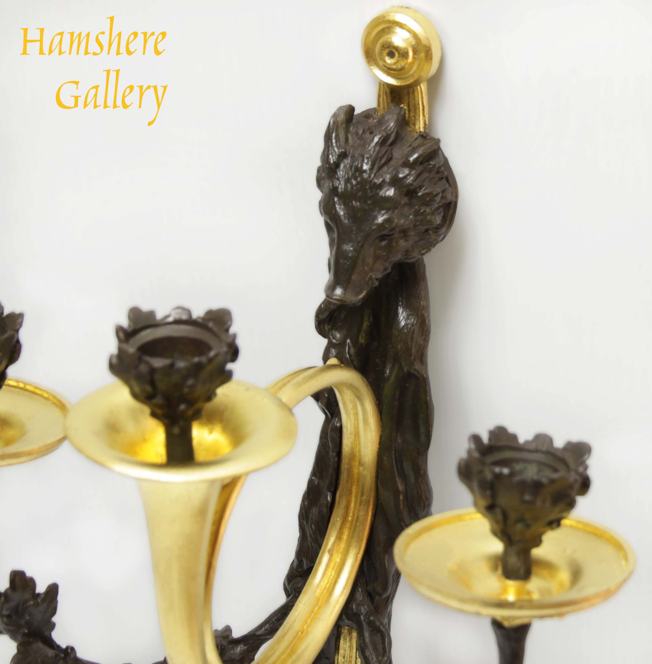 Click to see full size: 19th century, French bronze doré hunting / ‘chasse’ boar French horn wall sconces ‘appliques’- 19th century, French bronze doré hunting / ‘chasse’ boar French horn wall sconces ‘appliques’